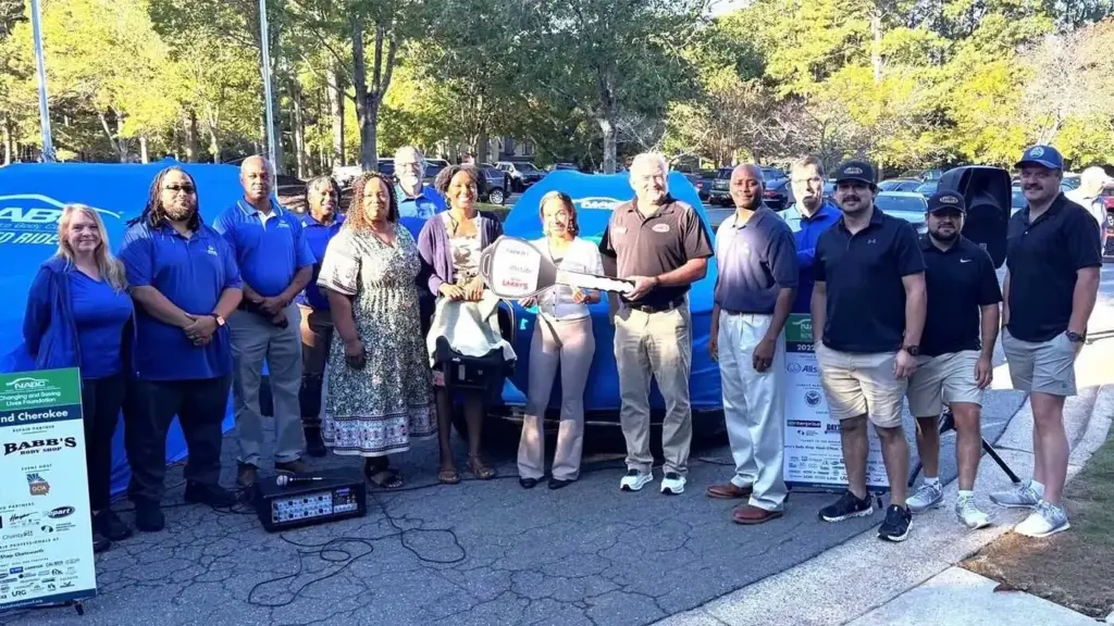 GCIA Donates Recycled Rides at Golf Fundraiser