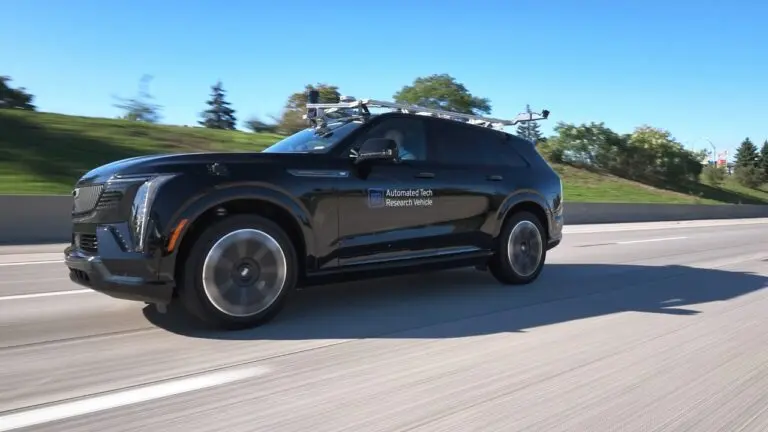 GM expands autonomous driving plans to pickups and SUVs