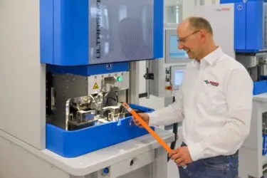 Re-thinking busbar production: 7 benefits of optimized manufacturing with ultrasonic welding