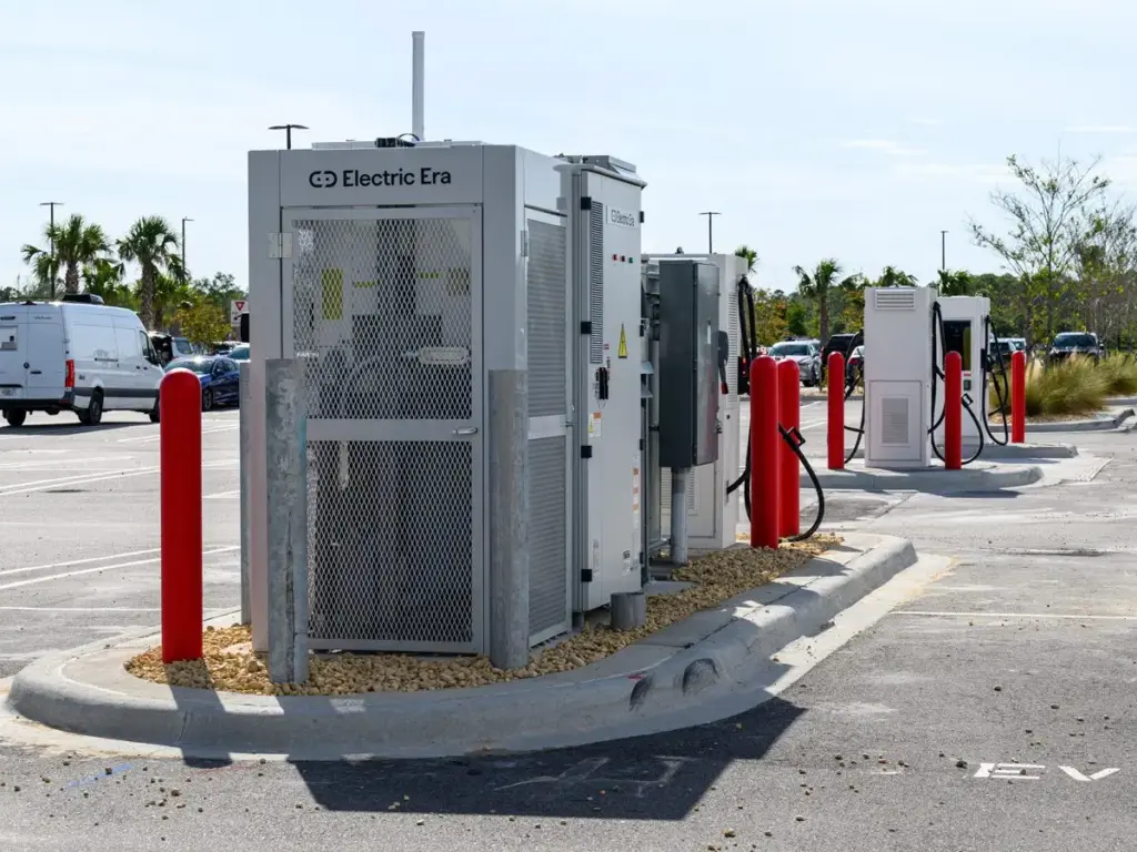 United Dairy Farmers brings DC fast charging stations to six Ohio locations