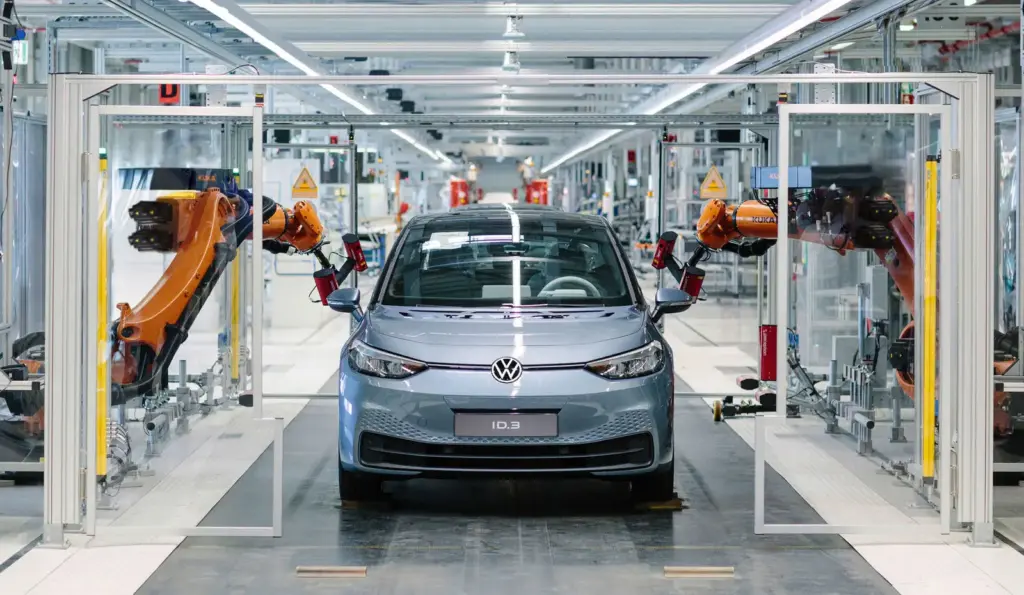 Volkswagen, IG Metall to begin labour talks